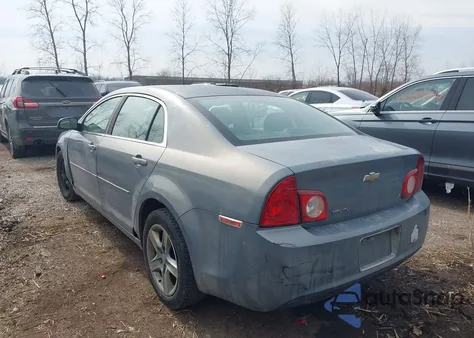 2009 Chevrolet Malibu Ls z USA, uszkodzony, nr VIN 1G1ZG57B494180699